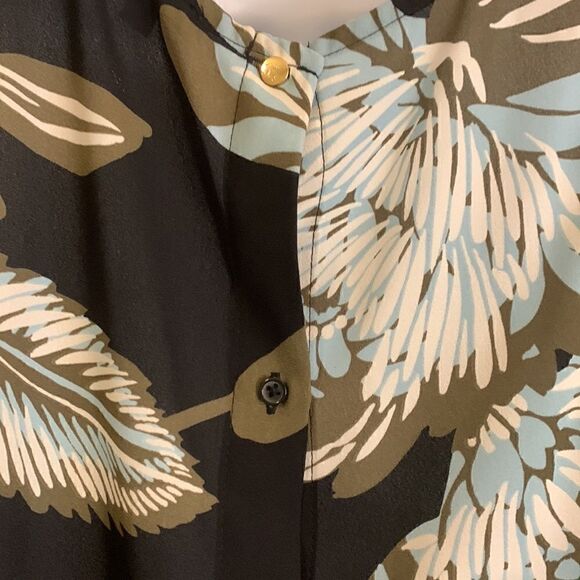 WHOWHATWEAR., sleeveless blouse, polyester, medium, great condition - Picture 5 of 13
